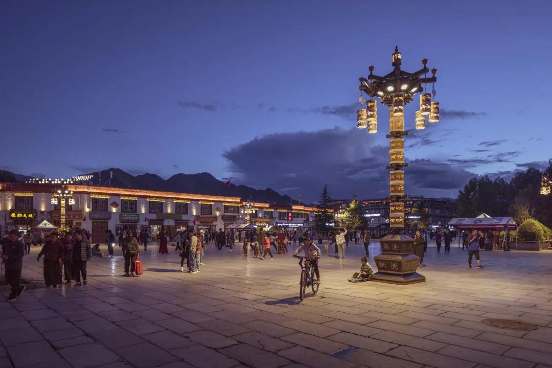 大昭寺亮化照明工程